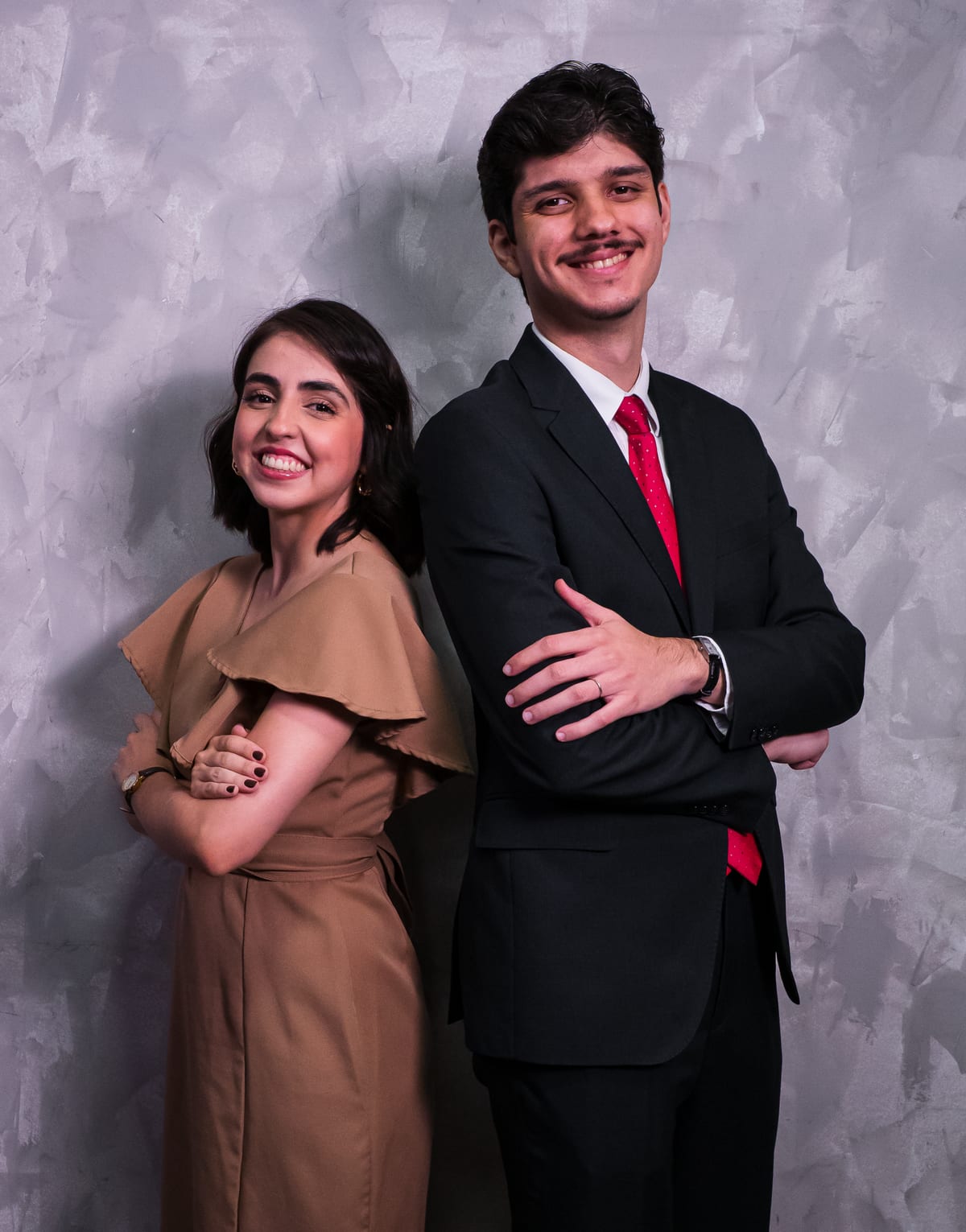 Os sócios Gabrielle Pedroso Burti e João Victor Burti